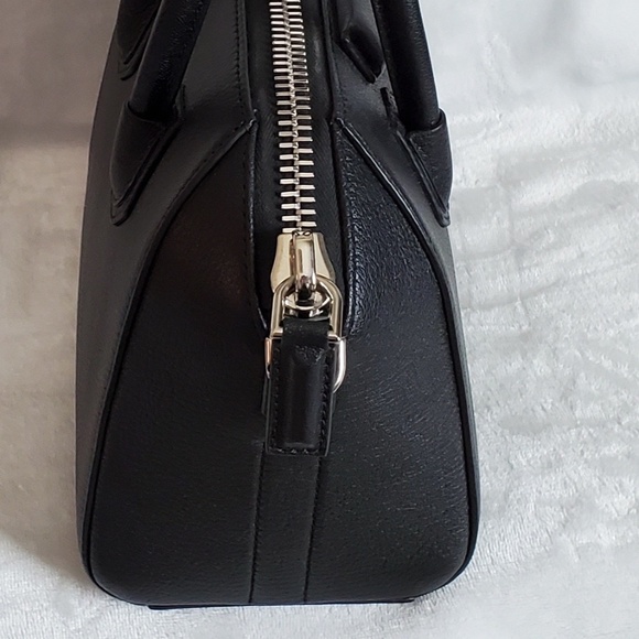 Givenchy Mini Antigona Goatskin Leather w/ FREE custom bag organizer - Picture 10 of 13